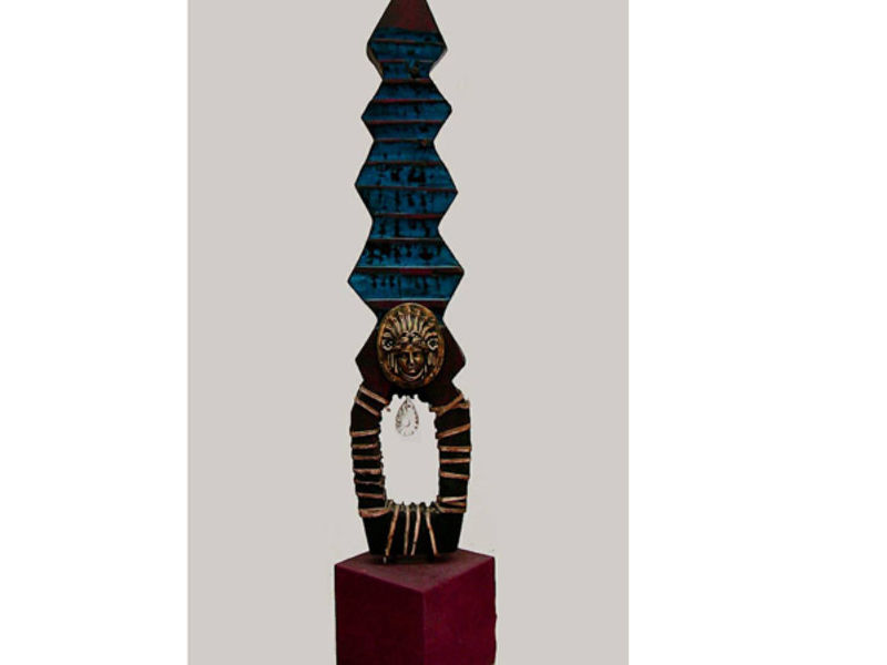 Totem - Proaño Hugo  | ARTEX